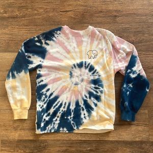 Used Ivory Ella medium multicolored sweatshirt